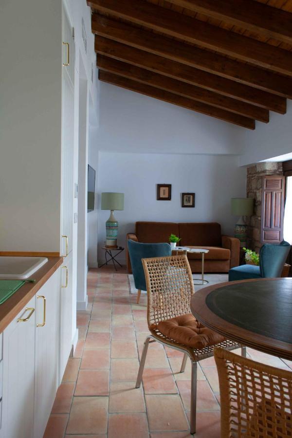 Apartamentos Tres Llaves Palacio De Vela De Los Cobos Úbeda Екстериор снимка