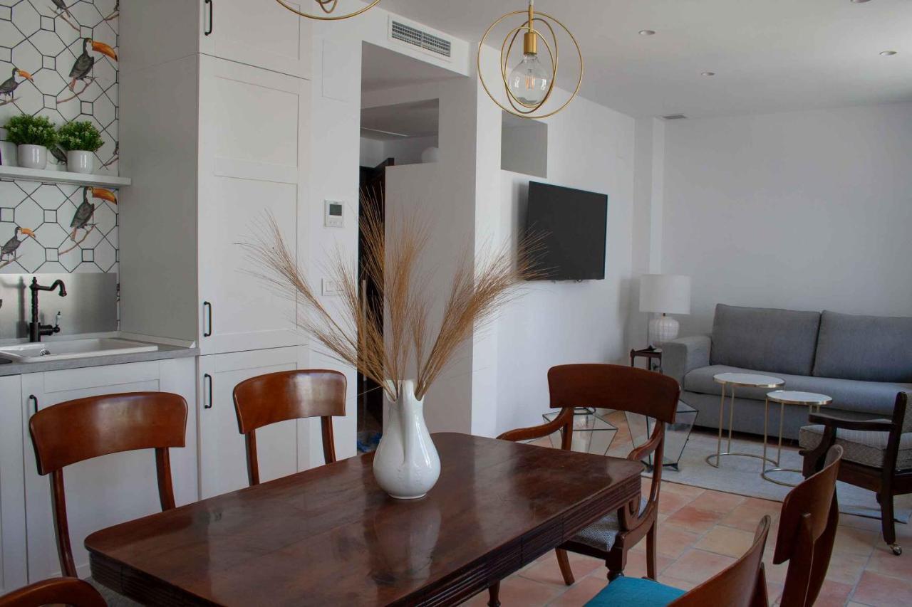 Apartamentos Tres Llaves Palacio De Vela De Los Cobos Úbeda Екстериор снимка