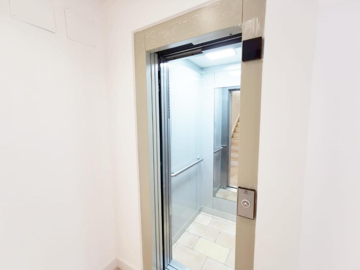 Apartamentos Tres Llaves Palacio De Vela De Los Cobos Úbeda Екстериор снимка